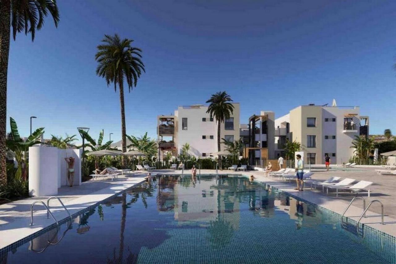 Green View Luxury Appartment In New Complex Pueblo Majorero Next To Golf Course 5 Min Walk From The Beach And Atlantico Shopping Centre In Caleta De Fuste Next To Cassino And Elba Sara Hotel 2 Bedrooms 2 Bathrooms Huge Terace! Екстер'єр фото